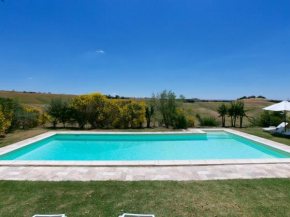 Hilltop farmhouse in Castelnuovo Berardenga Tuscany with BBQ